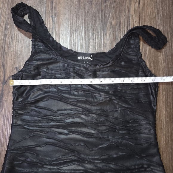 Wet Seal Black Textured Bodycon Dress – Size M - Picture 7 of 12